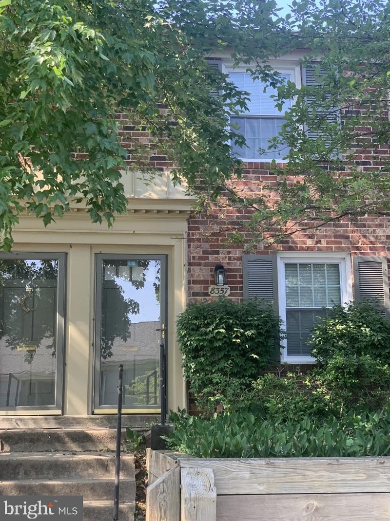 8357 Dunham Ct #608, Springfield, VA 22152