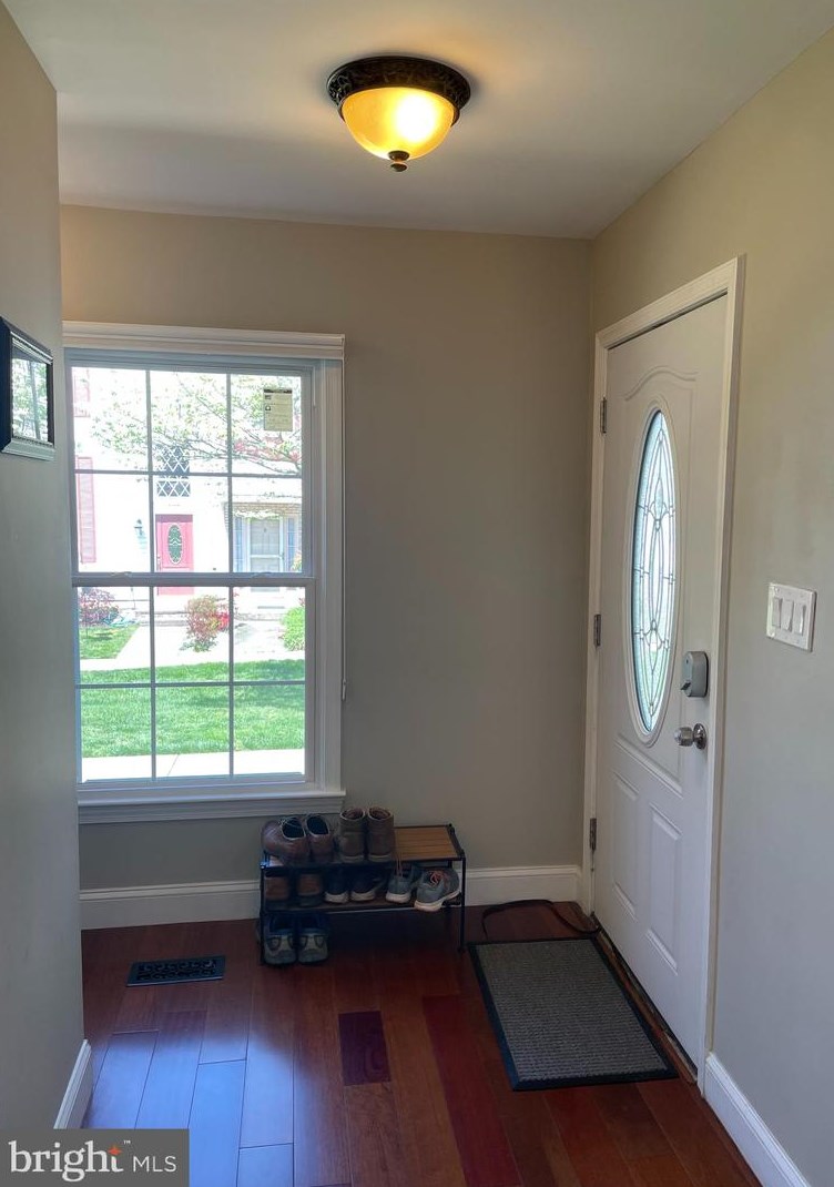 5426 Crows Nest Ct, Fairfax VA  22032-3311 exterior