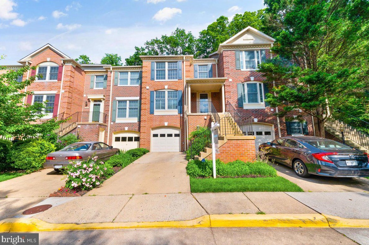 7559 Westmore Dr, Springfield, VA 22150