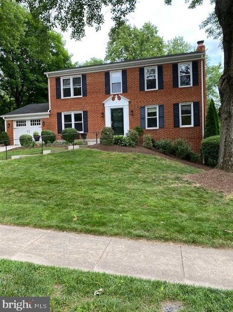 1853 Abbotsford Dr, Vienna, VA 22182-3302