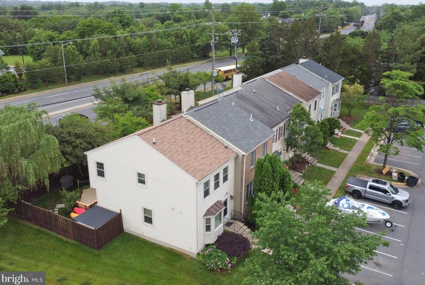14601 Stone Range Dr, Centreville, VA 20120-2909