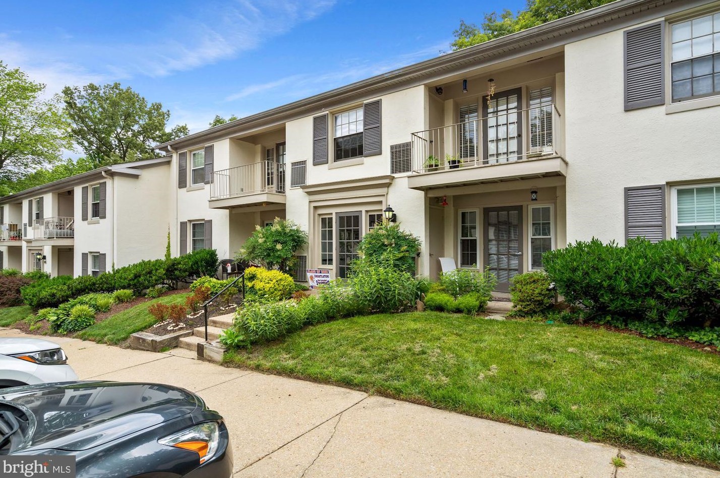 5907 Kingsford Rd #400, Springfield, VA 22152