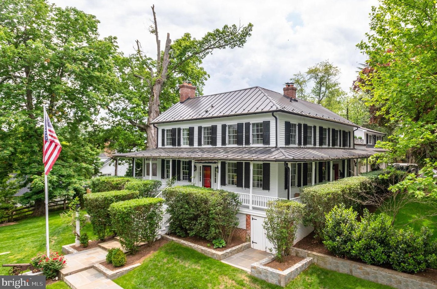 1101 Chain Bridge Rd, Mc Lean VA  22101-2244 exterior