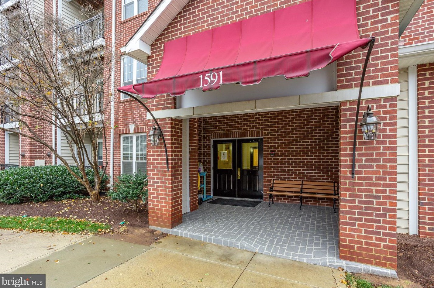 1591 Spring Gate Dr #3303, Mc Lean, VA 22102