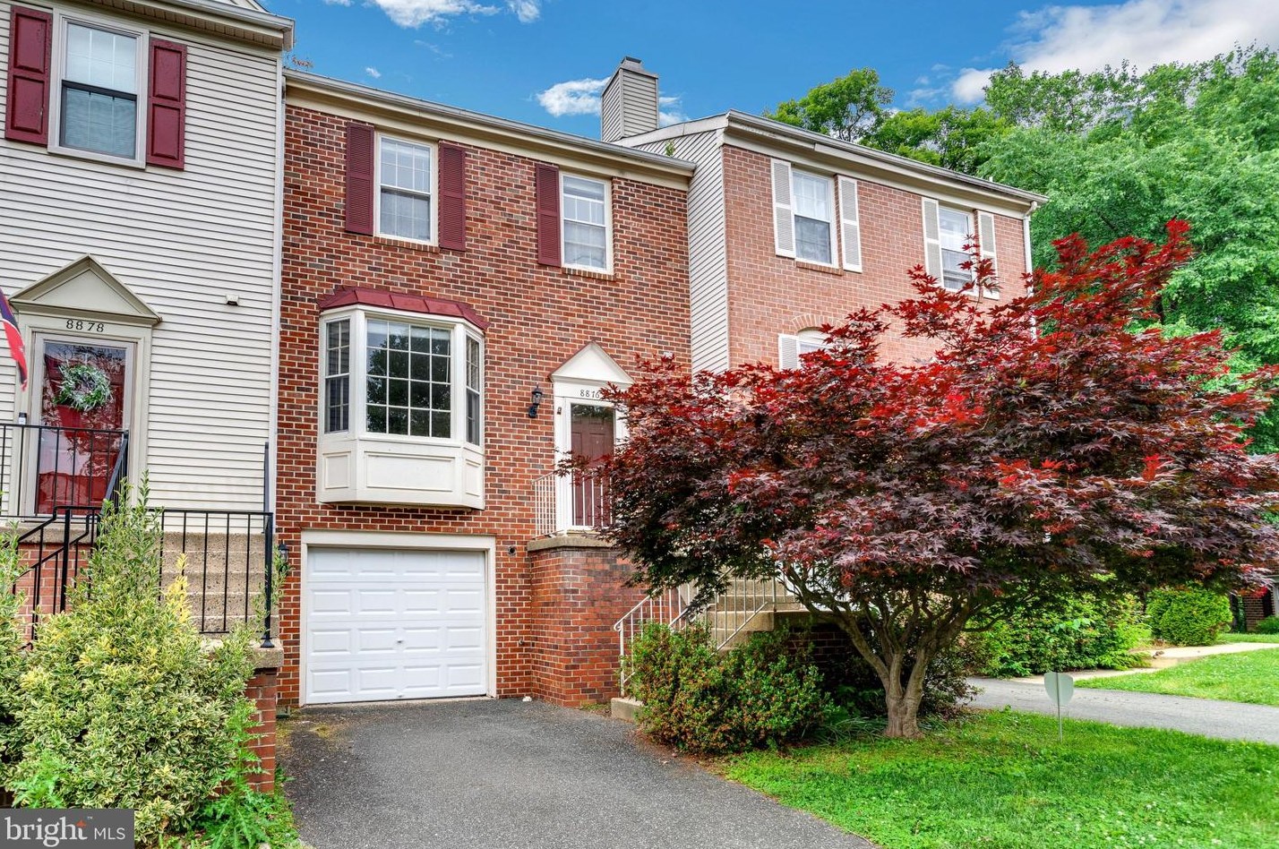8876 Winding Hollow Way, Springfield, VA 22152