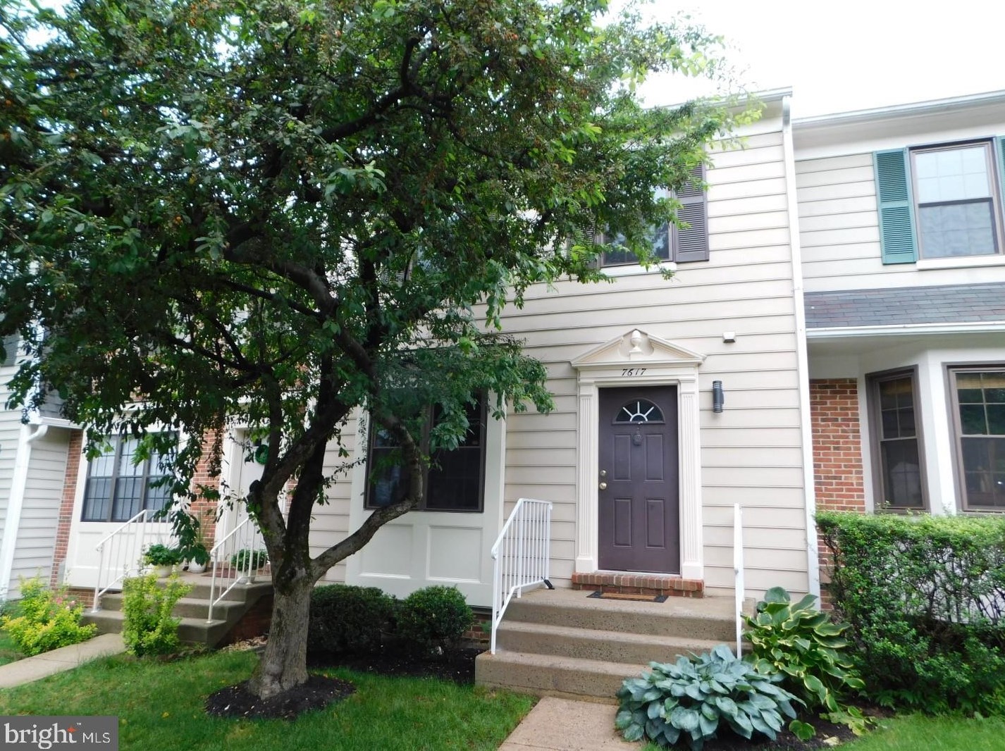 7617 Southern Oak Dr, Springfield, VA 22153