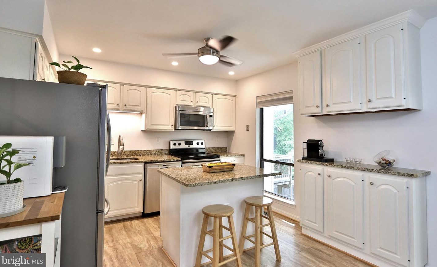 6617 Westbury Oaks Ct, Springfield, VA 22152