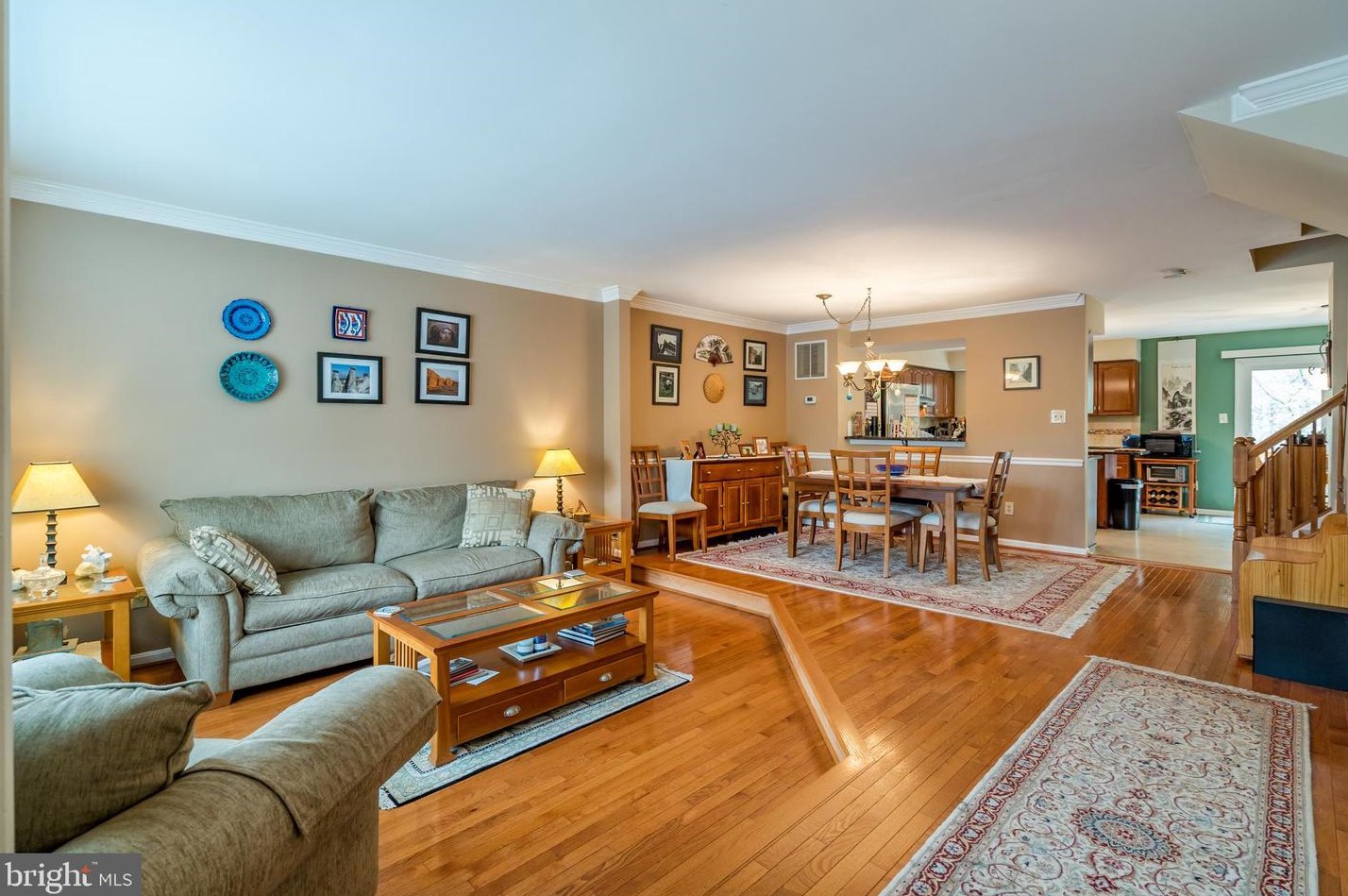 8820 Eagle Rock Ln, Springfield, VA 22153