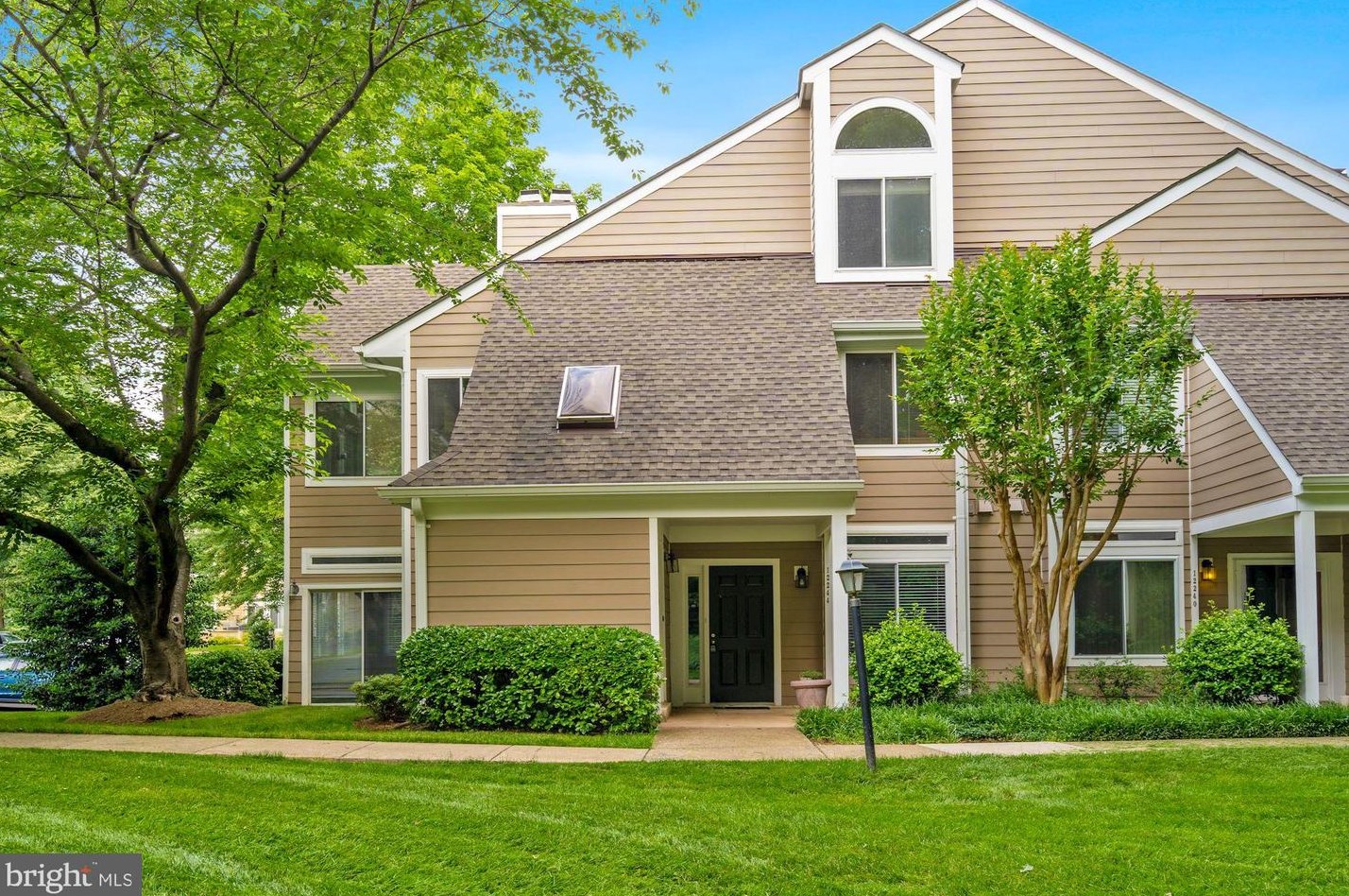 12244 Fort Buffalo Cir, Fairfax, VA 22033-2832