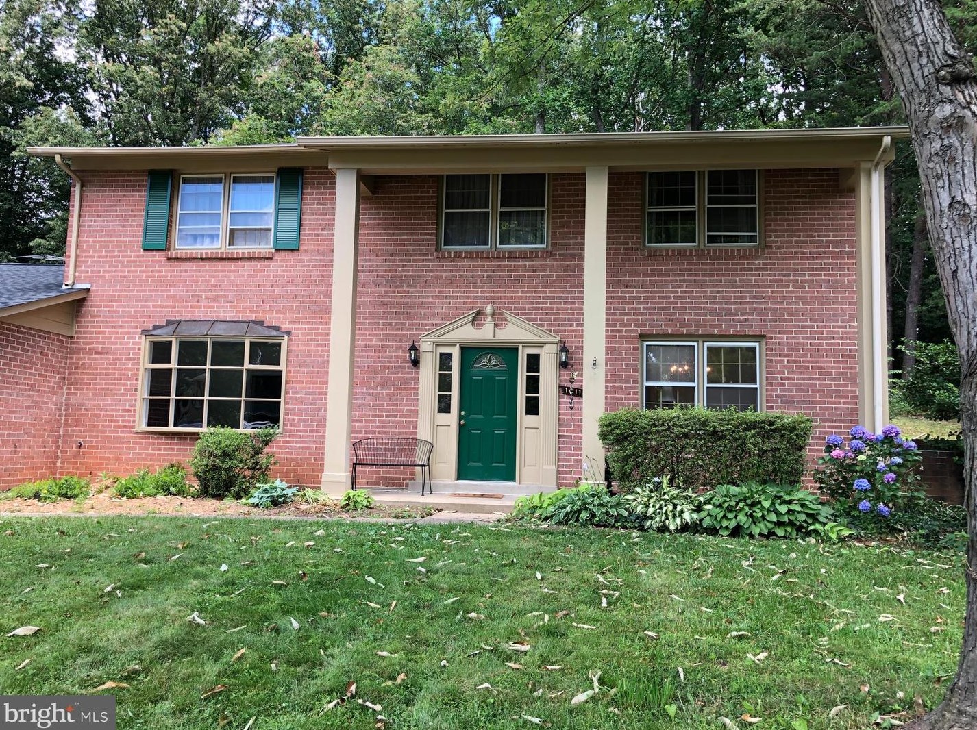 10118 Dundalk St, Fairfax, VA 22032-2714