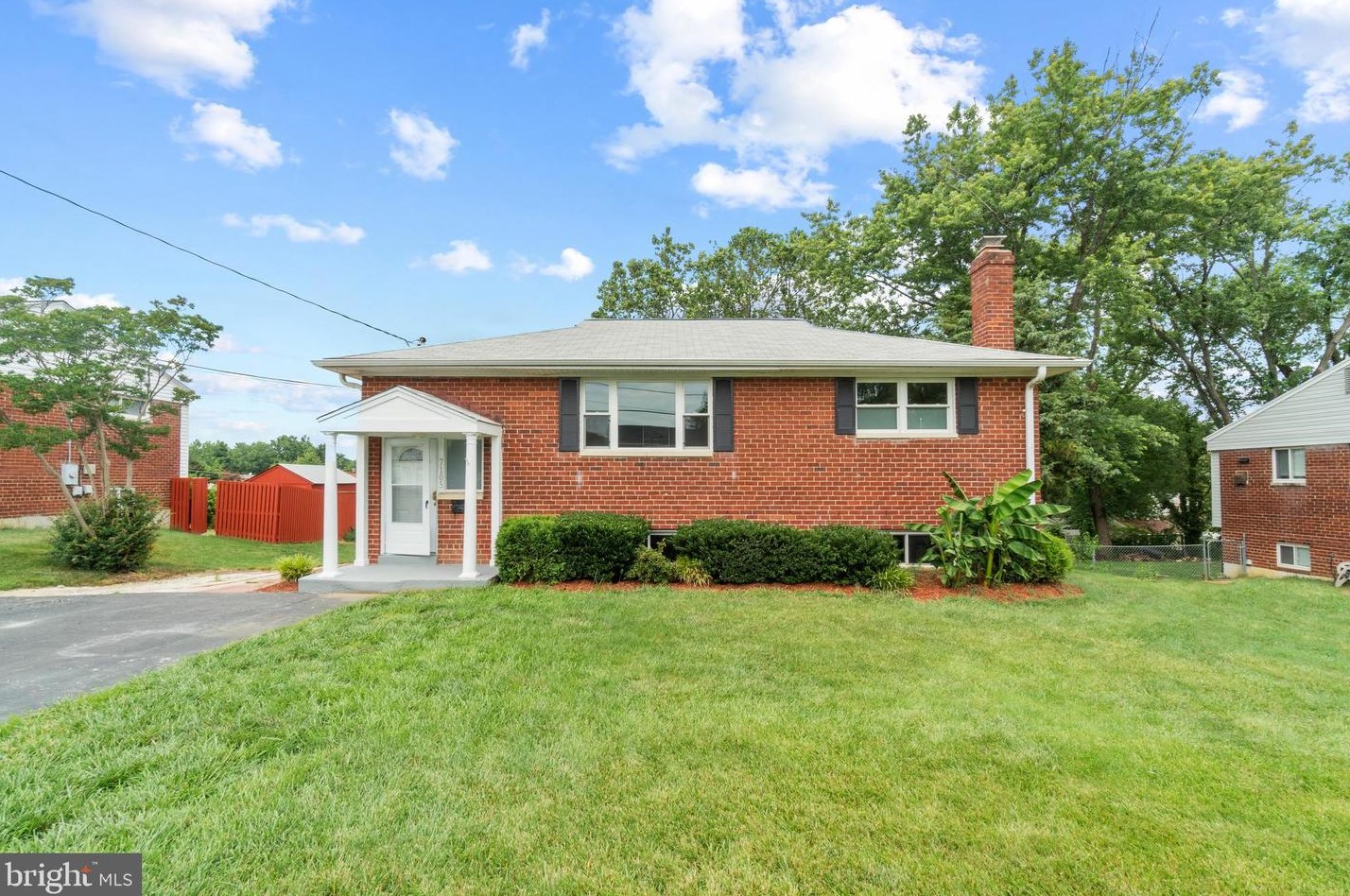 7105 Healy Dr, Springfield, VA 22150