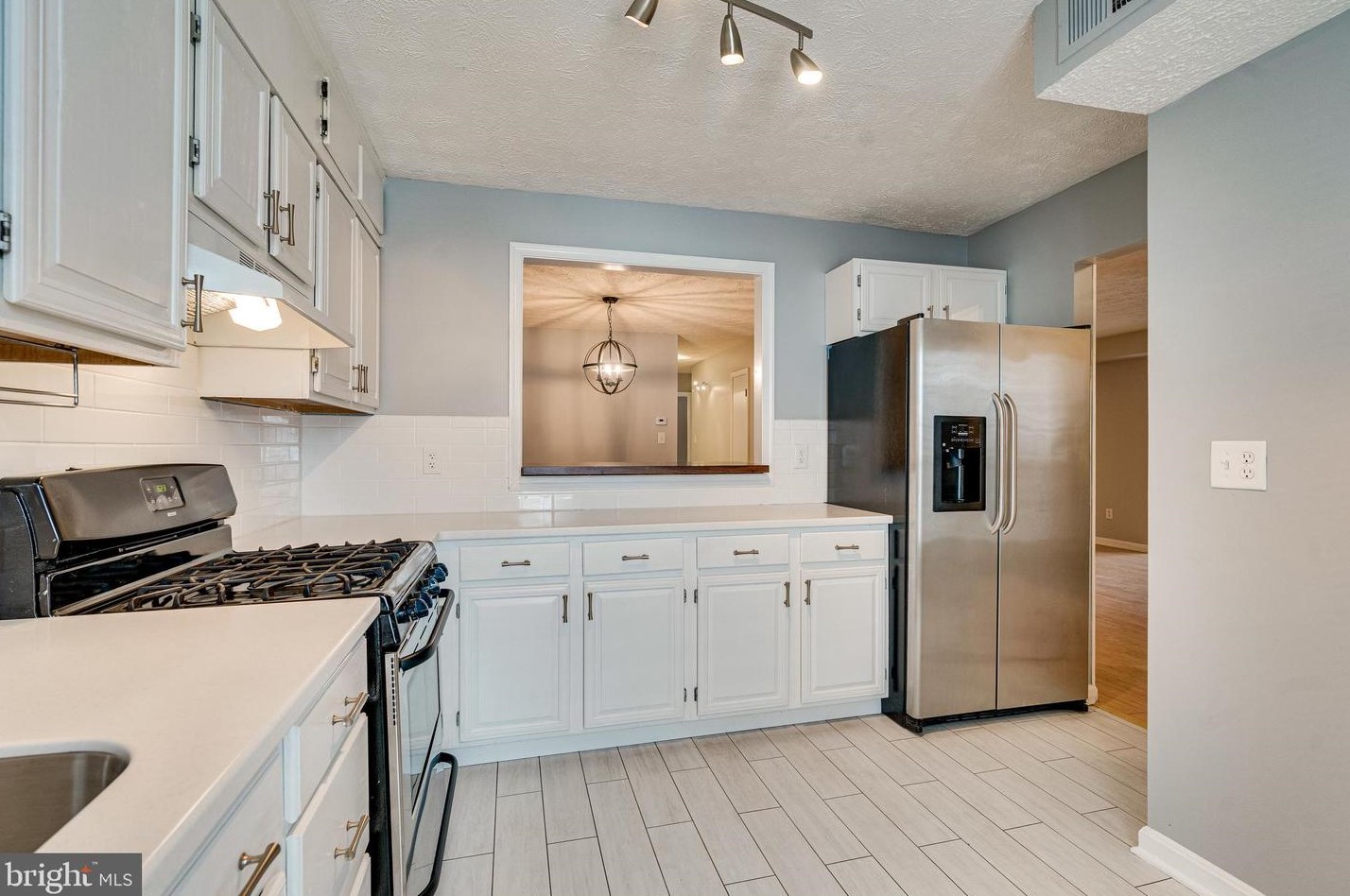 10079 Oakton Terrace Rd, Vienna, VA 22124