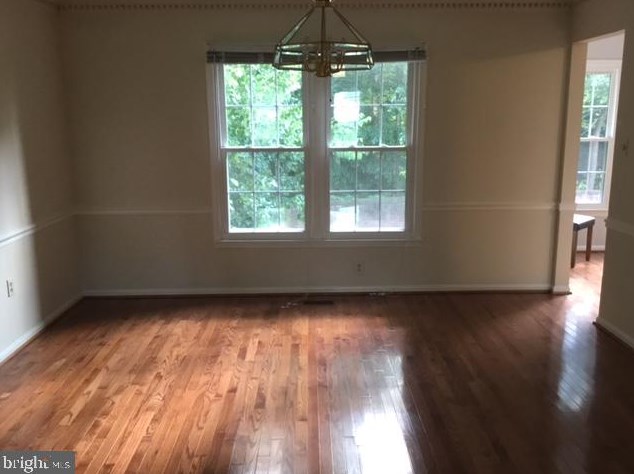 204 Apple Blossom Ct, Vienna VA  22181-5402 exterior