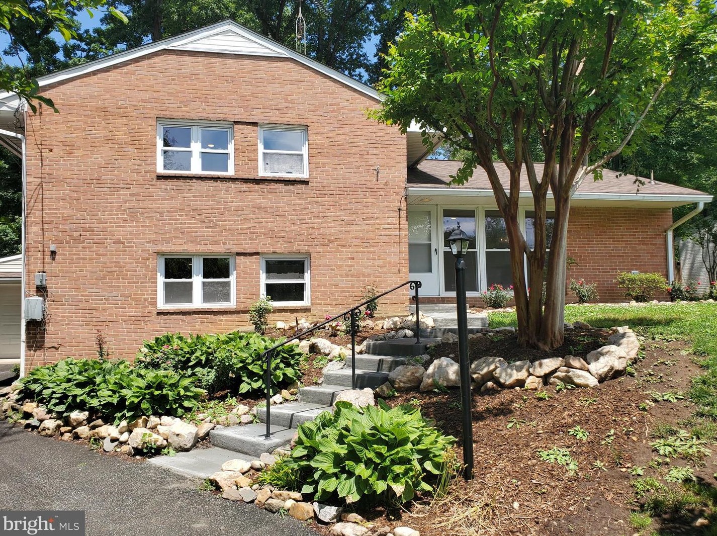 7008 Leesville Blvd, Springfield, VA 22151