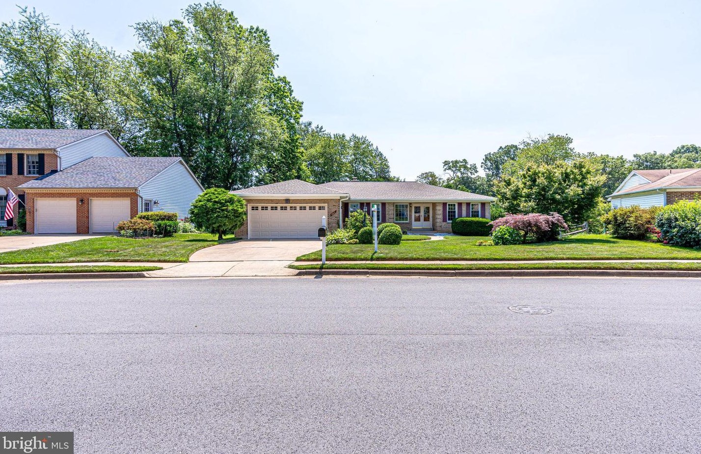 4611 Demby Dr, Fairfax, VA 22032-1708