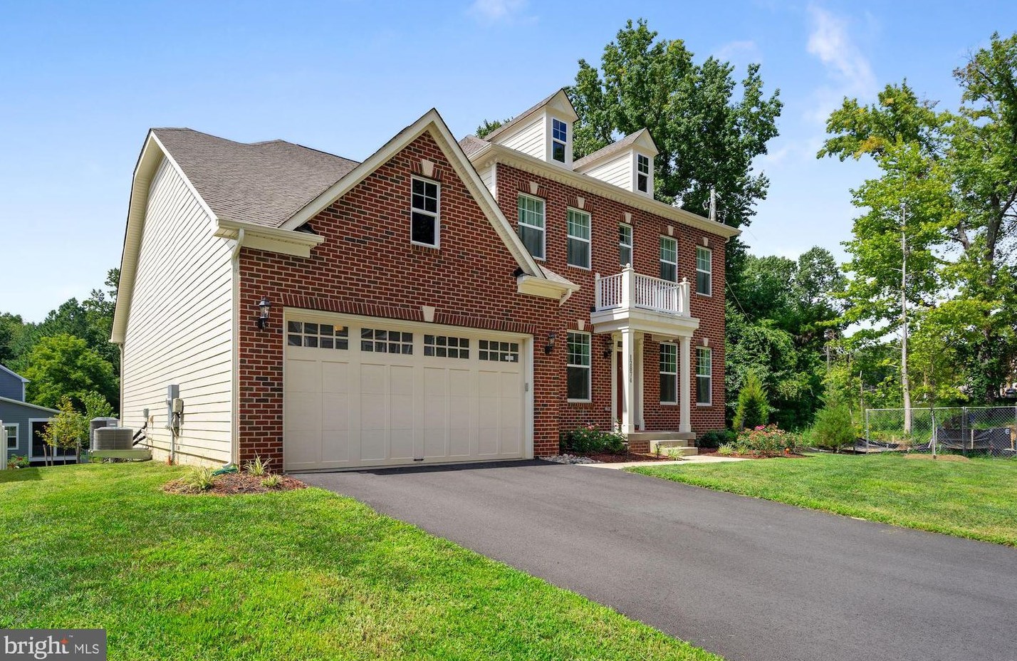 12874 Crouch Dr, Fairfax, VA 22030-7287