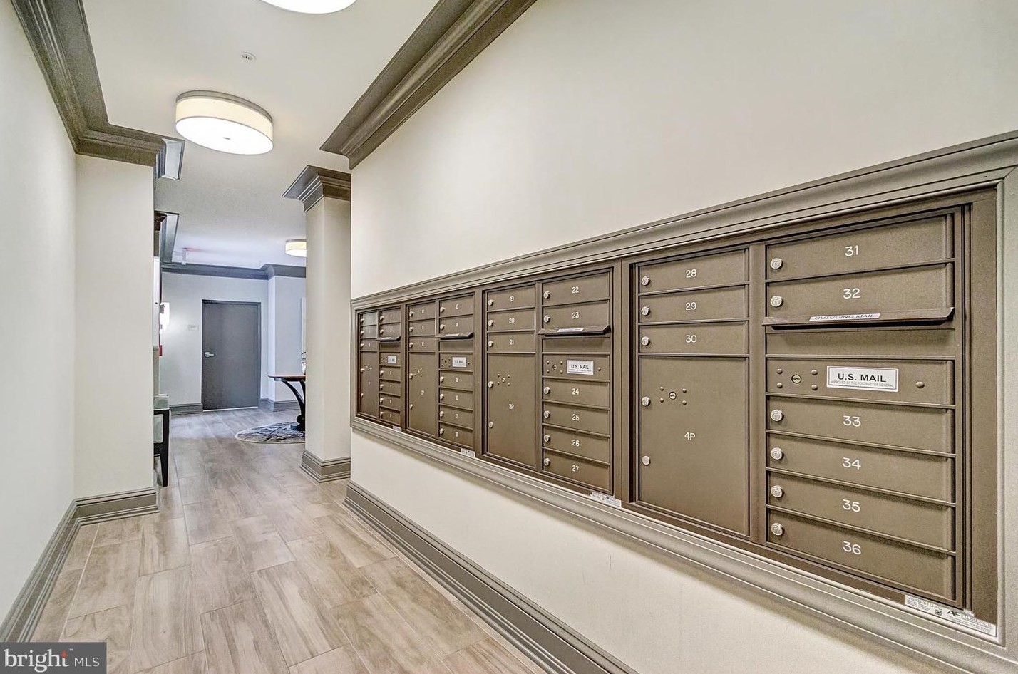 13723 Neil Armstrong Ave #305, Herndon, VA 20171