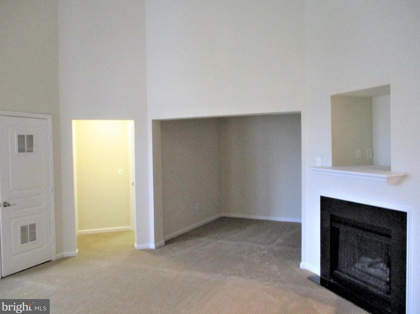 12000 Market St #439, Herndon, VA 20190