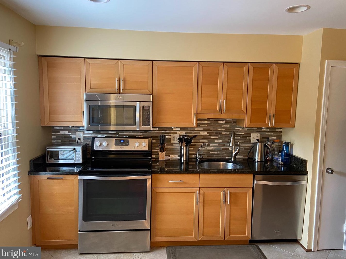 2916 Village Spring Ln, Vienna VA  22181-6133 exterior