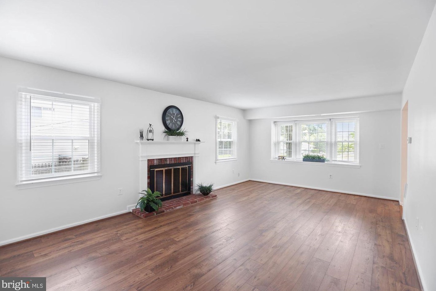 8832 Sweet Gum Pl, Springfield, VA 22153