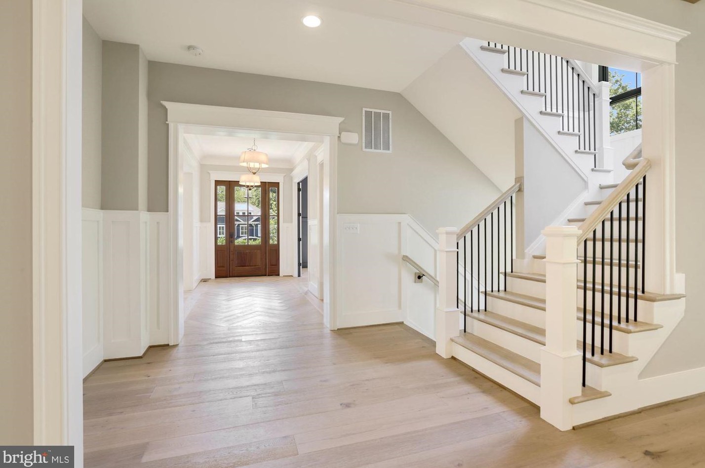 2200 Trott Ave, Vienna, VA 22181-3130