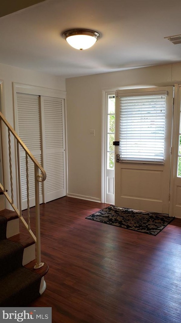 6916 Churchill Rd, Mc Lean, VA 22101