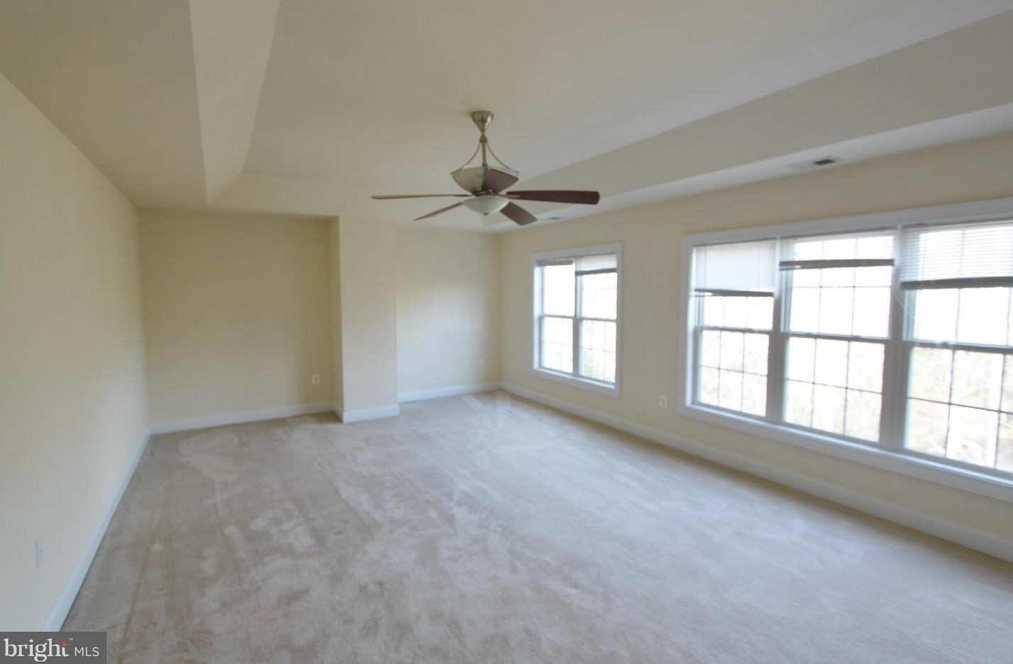 8553 Mazzello Pl, Springfield VA  22153-3507 exterior
