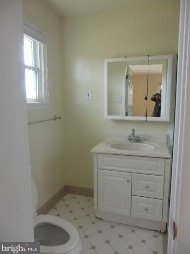 1003 Westwood Dr, Vienna VA  22180-3646 exterior