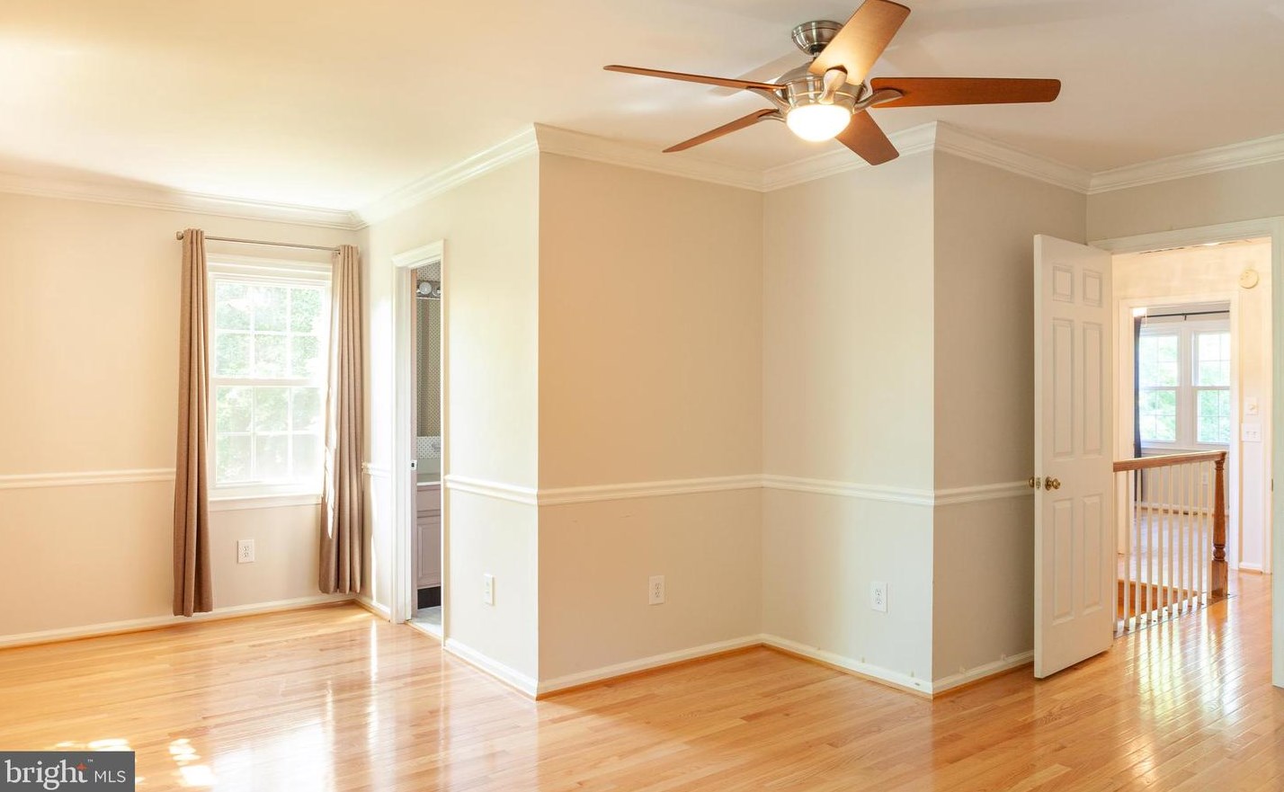 8913 Grandstaff Ct, Springfield, VA 22153