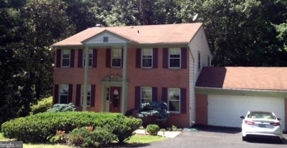 12138 Westwood Hills Dr, Herndon, VA 20171