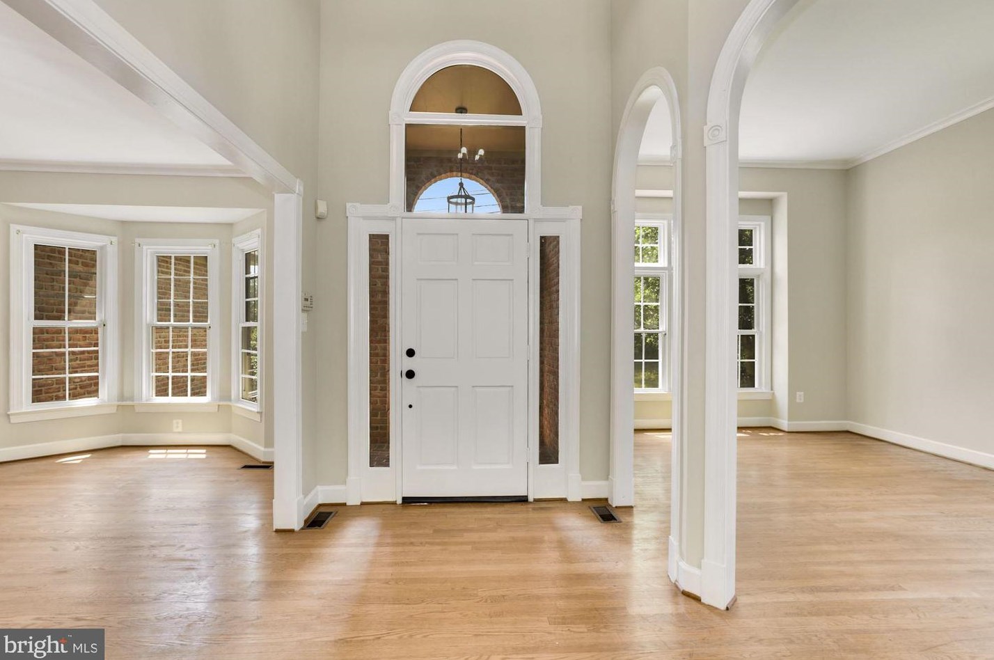 3501 Ox Rd, Fairfax, VA 22033-1703