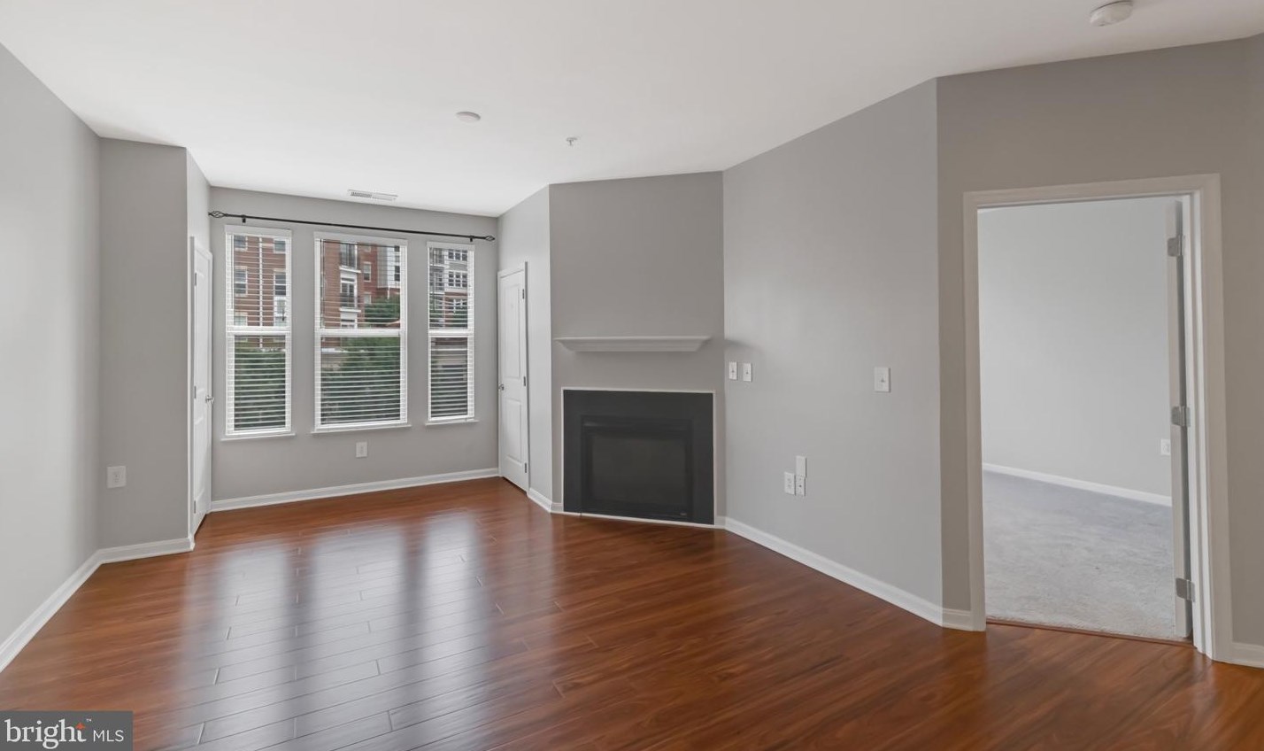 2655 Prosperity Ave, Fairfax VA  22031-4906 exterior