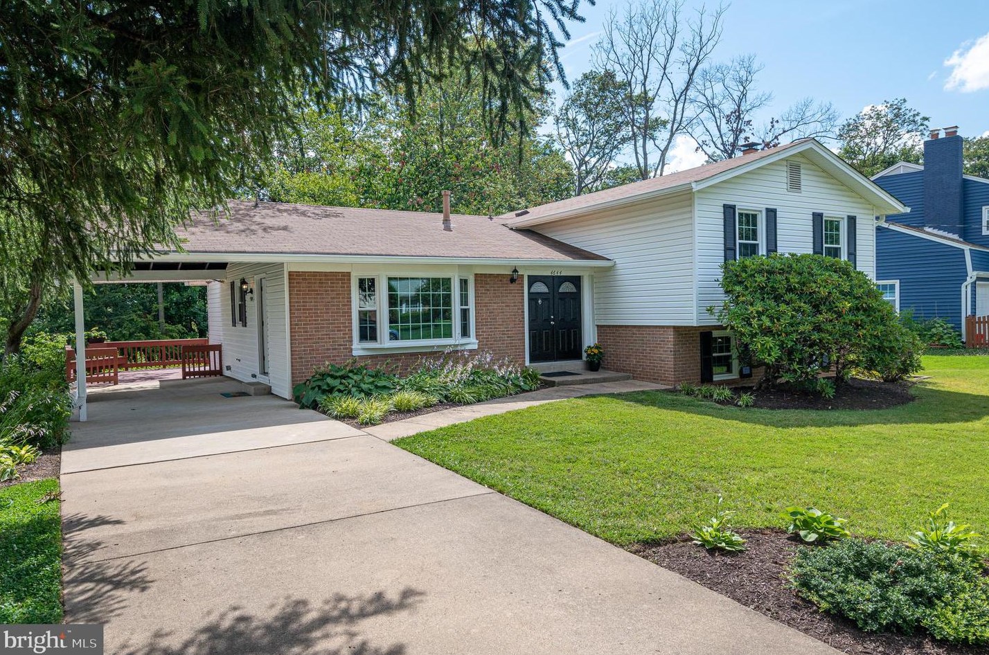 4644 Tara Dr, Fairfax, VA 22032-2035