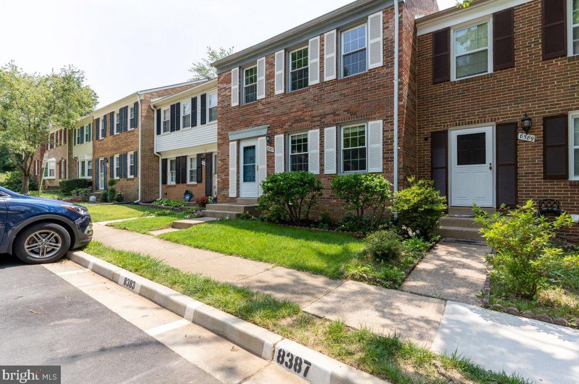 8387 Luce Ct, Springfield, VA 22153