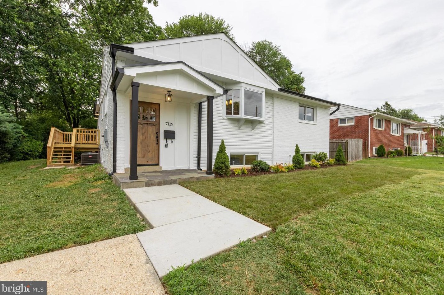 7119 Kerr Dr, Springfield, VA 22150