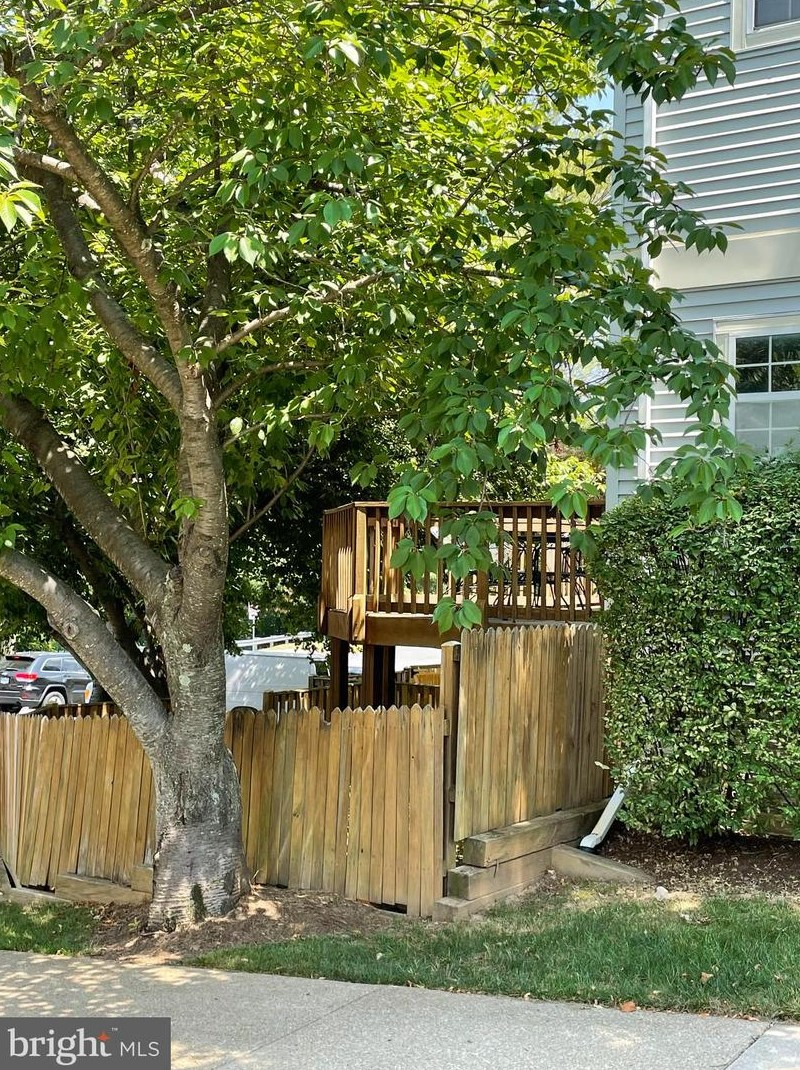 10309 Bridgetown Pl, Springfield, VA 22015