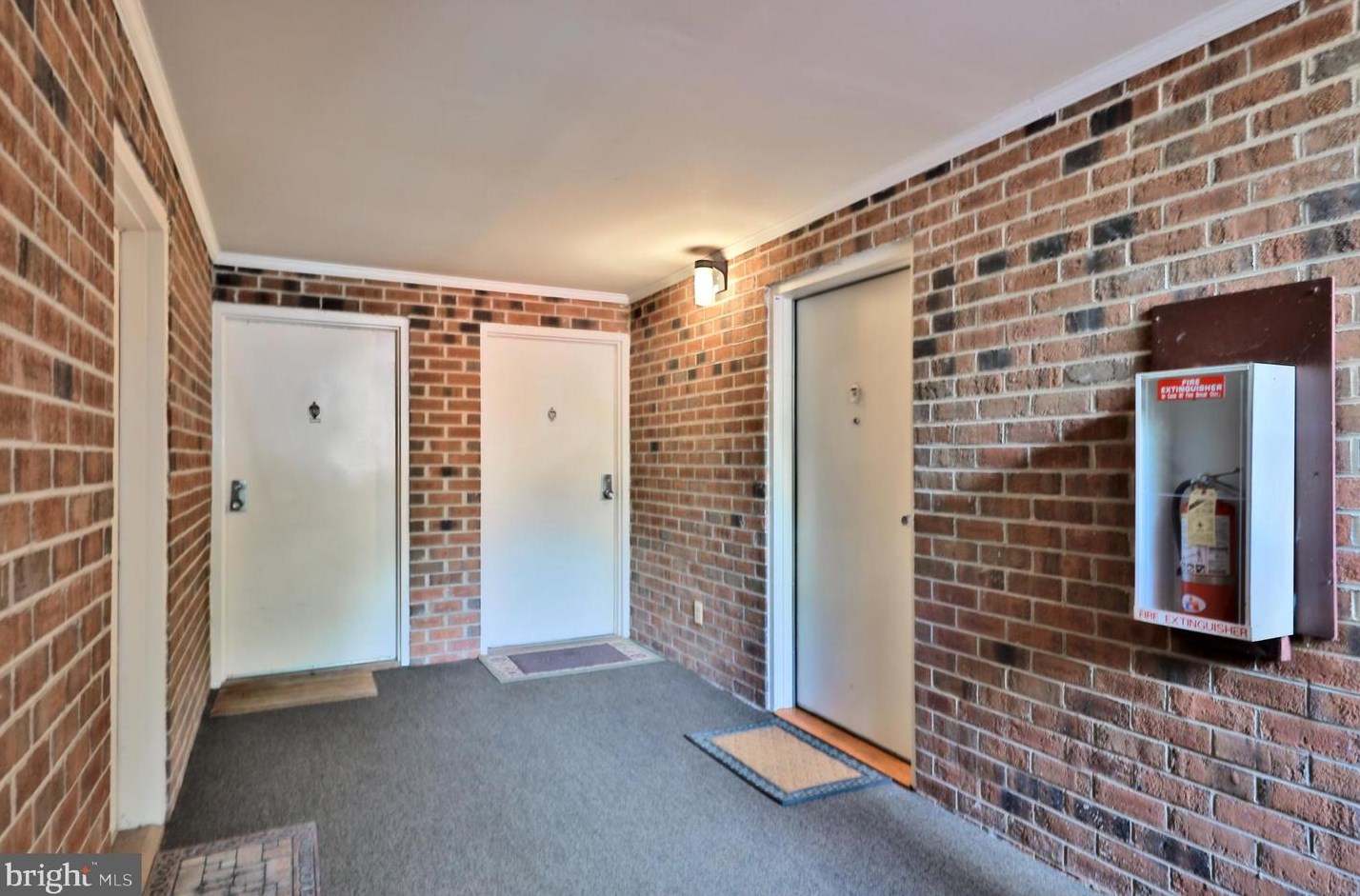 7809 Dassett Ct #104, Annandale, VA 22003