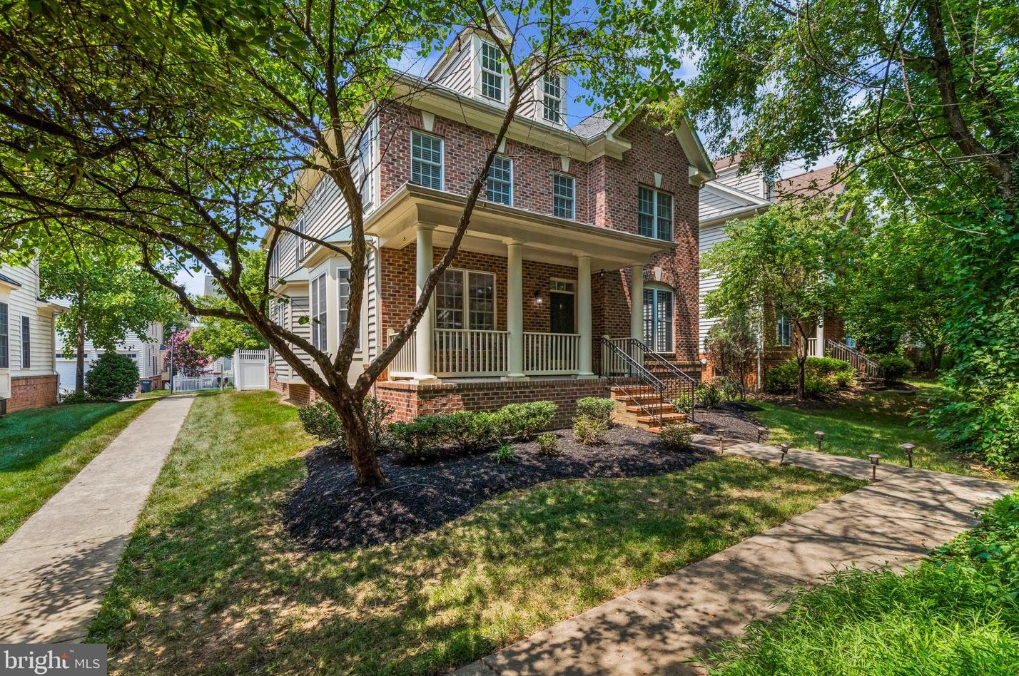 2881 Star Opal Dr, Fairfax, VA 22031-1354