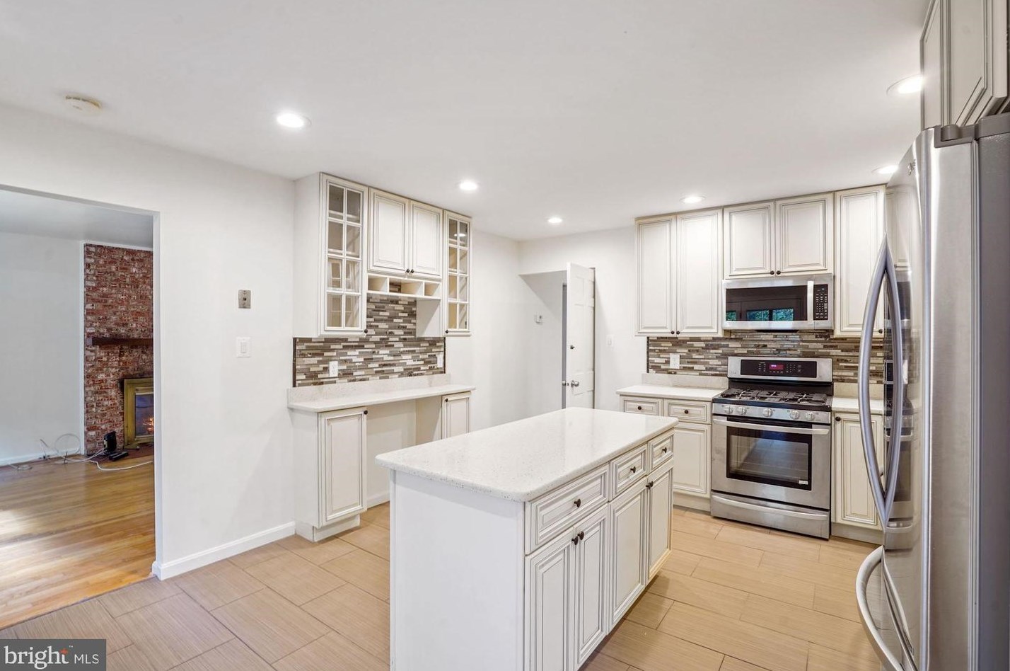 1751 Creek Crossing Rd, Vienna, VA 22182