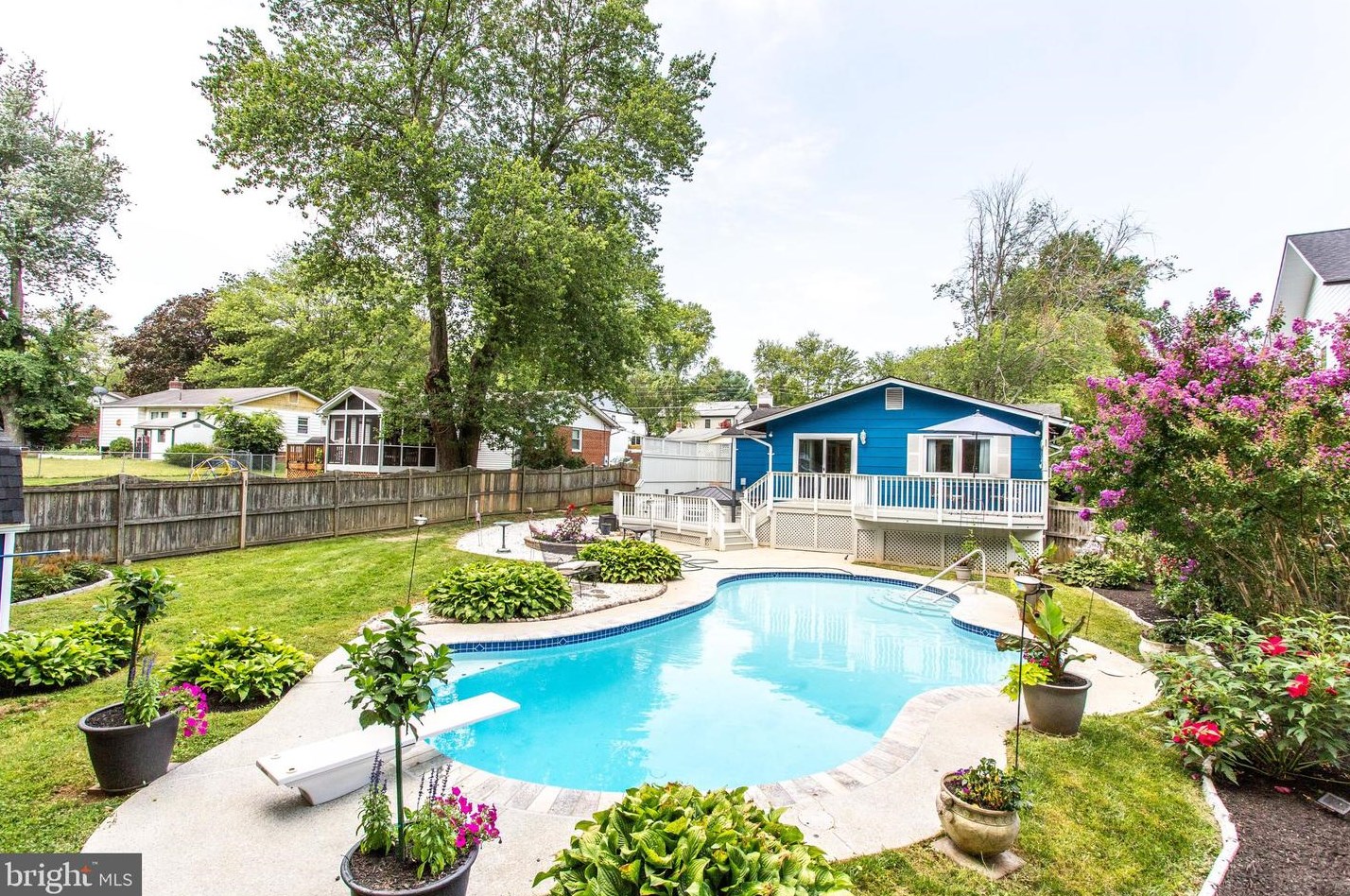 410 Yeonas Dr, Vienna, VA 22180-6434