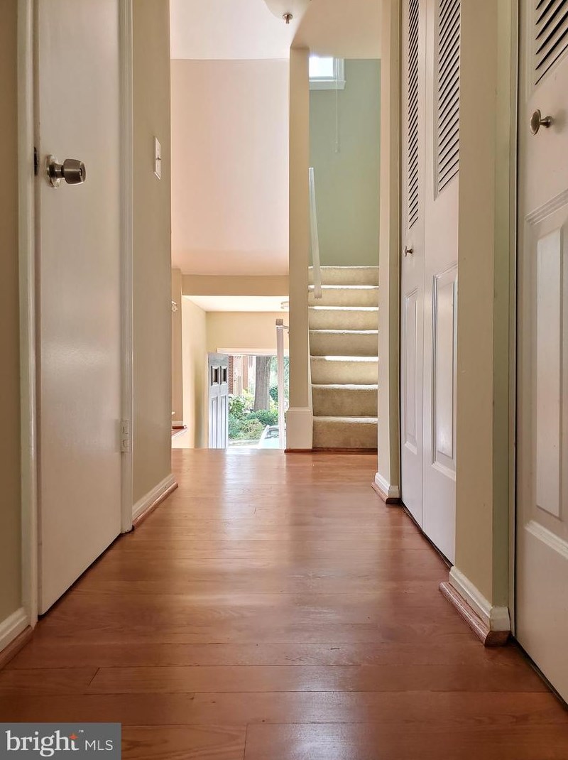 4673 Forestdale Dr, Fairfax, VA 22032-3502