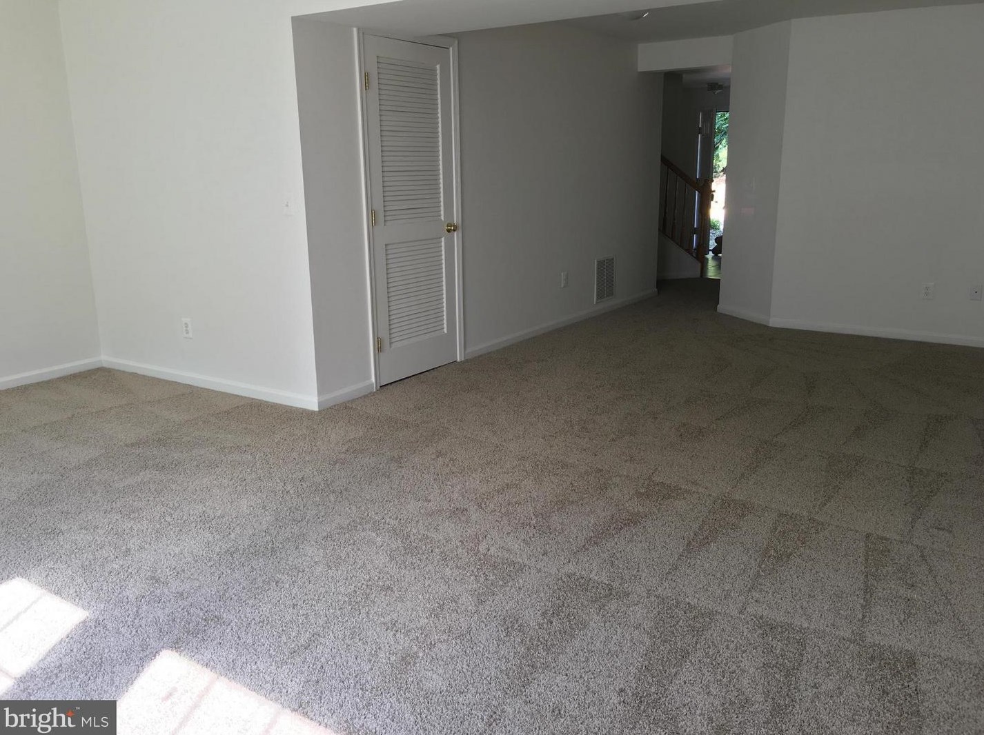 7826 Dogue Indian Cir, Lorton, VA 22079