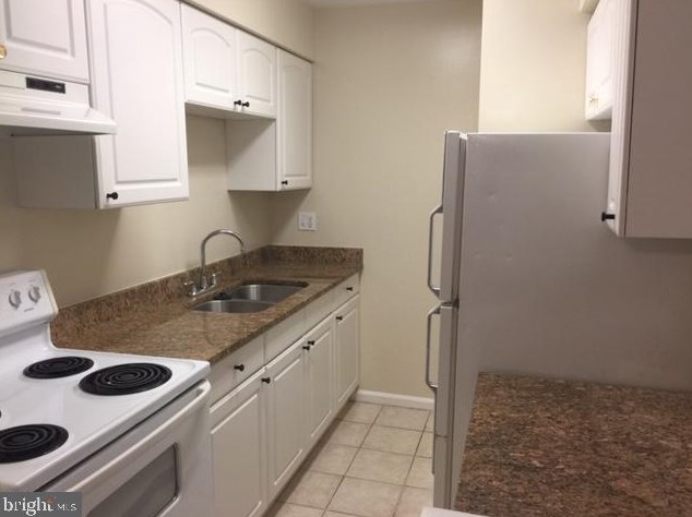 5911 Prince James Dr #27, Springfield, VA 22152