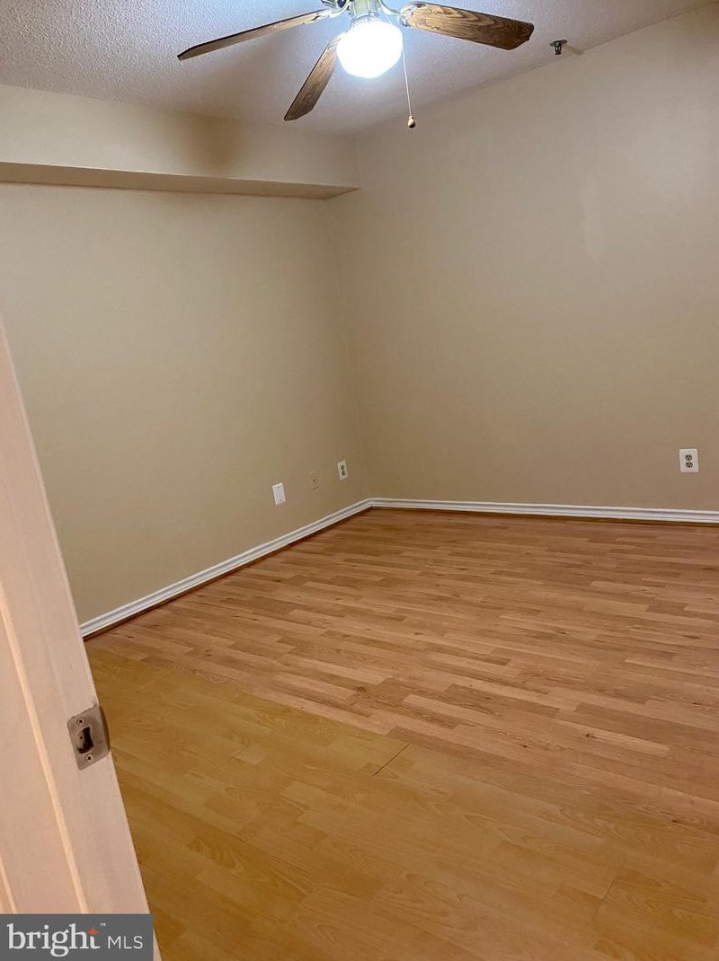 1504 Lincoln #212, Mc Lean, VA 22102