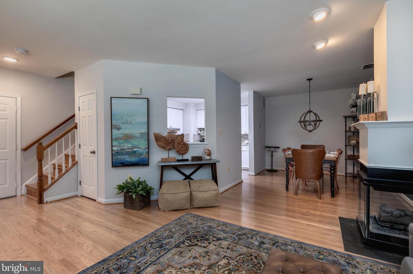14451 Glencrest Cir, Centreville, VA 20120-4135