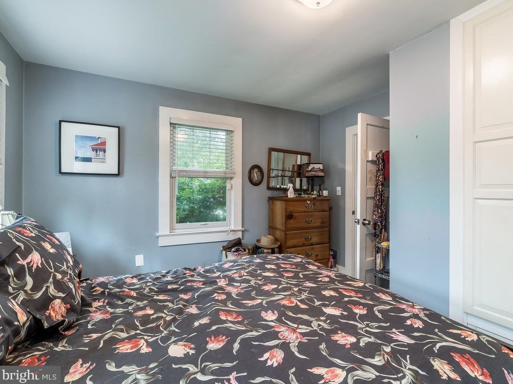 9324 Burke Rd, Springfield, VA 22015