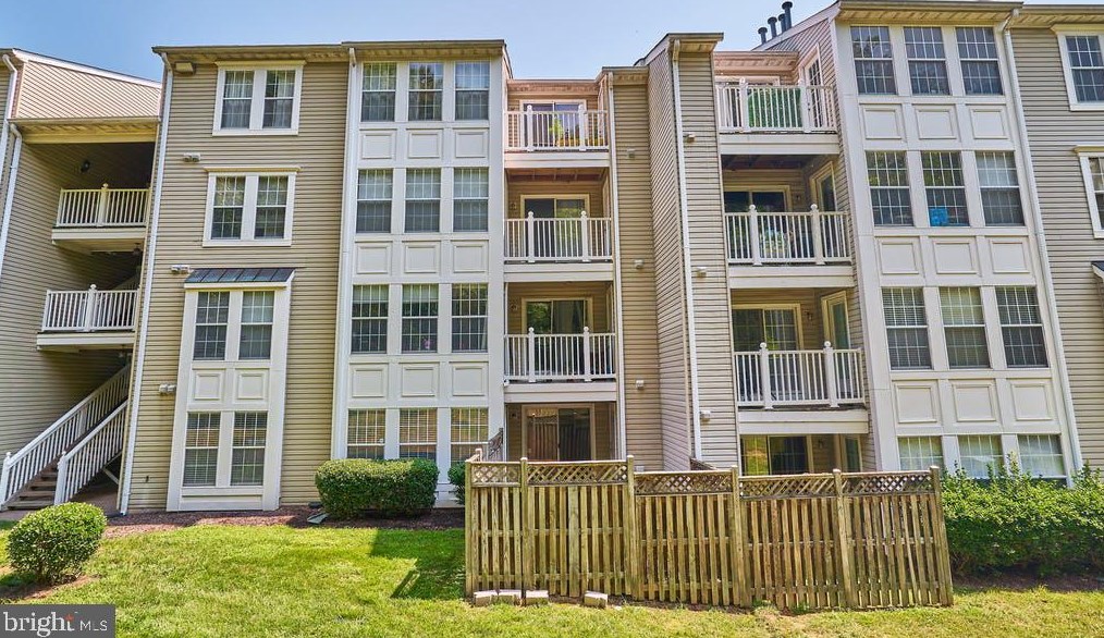 9220 Cardinal Forest Ln Apt N, Lorton, VA