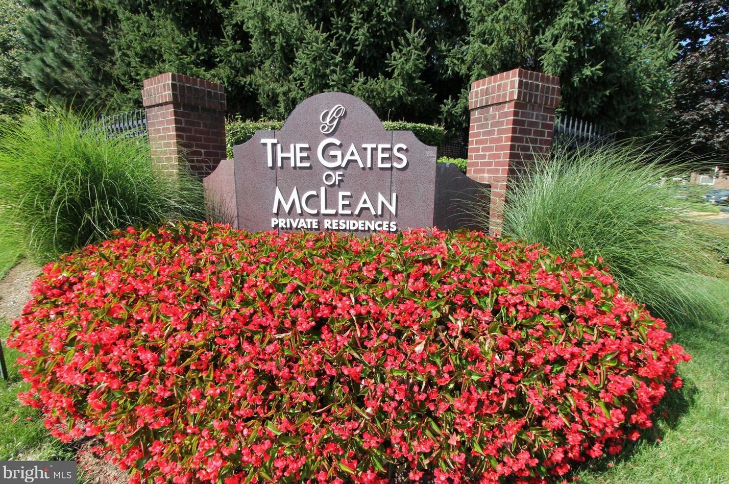 1581 Spring Gate Dr #5412, Mc Lean, VA 22102