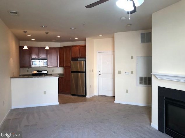 2665 Prosperity Ave #324, Fairfax, VA 22031