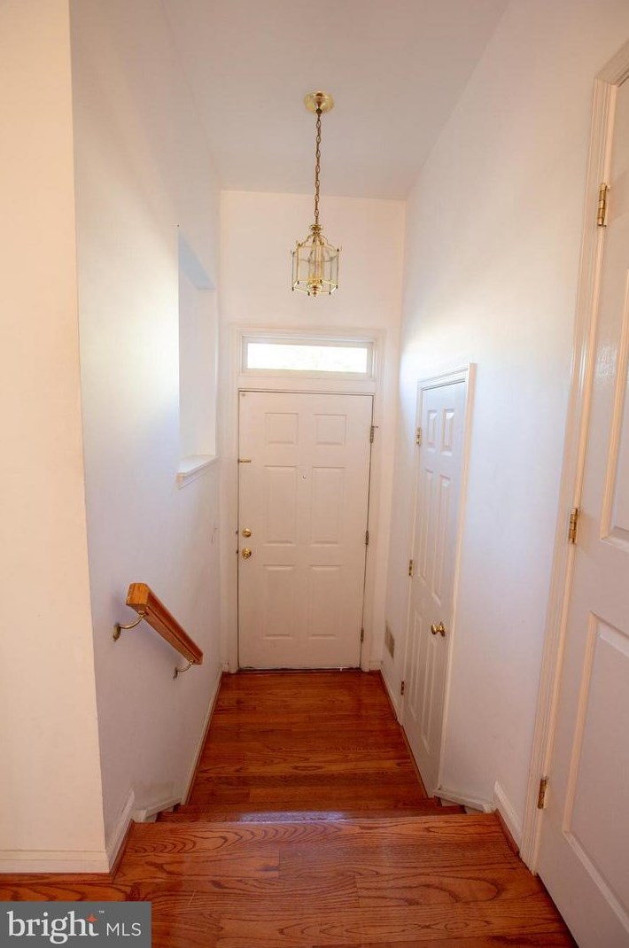2007 Madrillon Springs Ct, Vienna, VA 22182